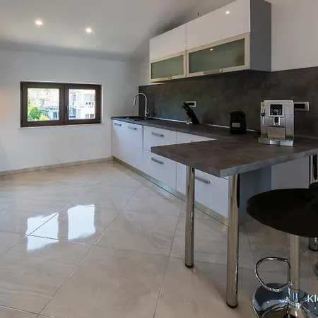 Lili Apartman Crikvenica