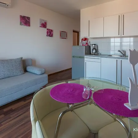 Apartman Lili *