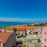 Lili Apartmán *
